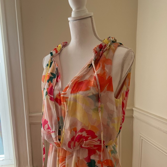 Bright Floral Mini Dress - Picture 4 of 10